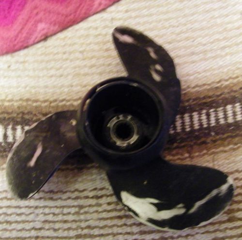 Boat prop-used-9-1/2 x 10 -5/8" shaft,12 ridges propellers