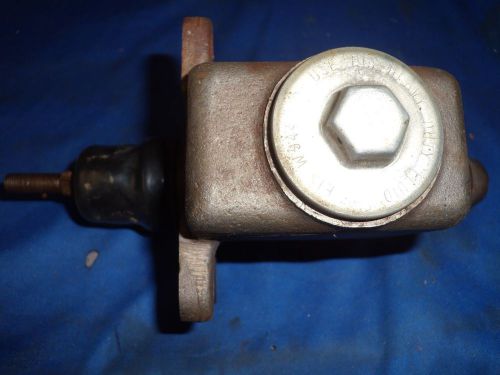 Nos 1959 buick w/manual brakes  master cylinder 32066 eis part number