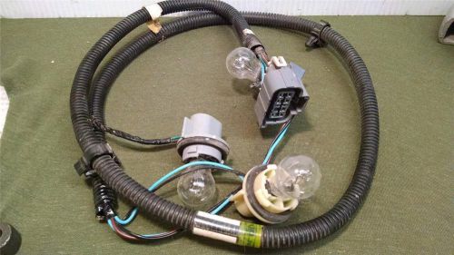 Gmc guide sierra truck chevrolet vortec 1/2 ton 3/4 wiring harness bulb delphi