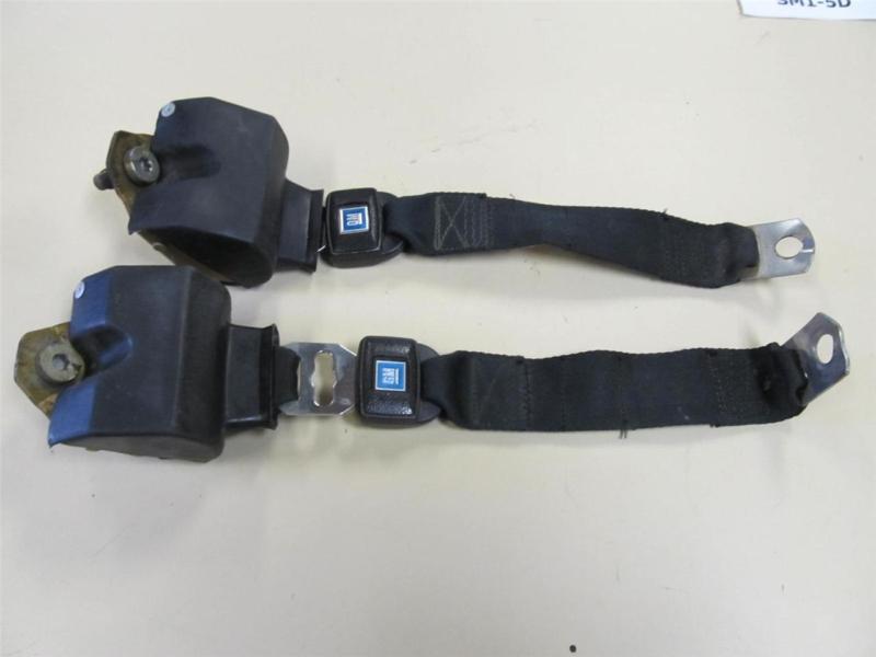 Rear seat belts - black gm full size  1971 72 73 74 75 1976 retracting sm1-5d