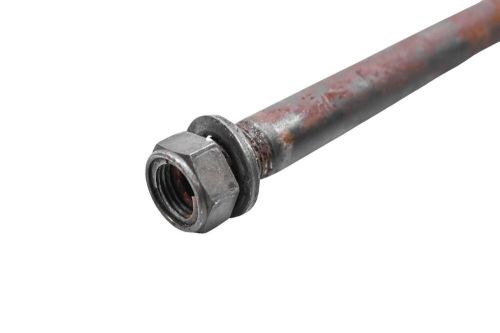 02 yamaha yz426f swingarm pivot bolt