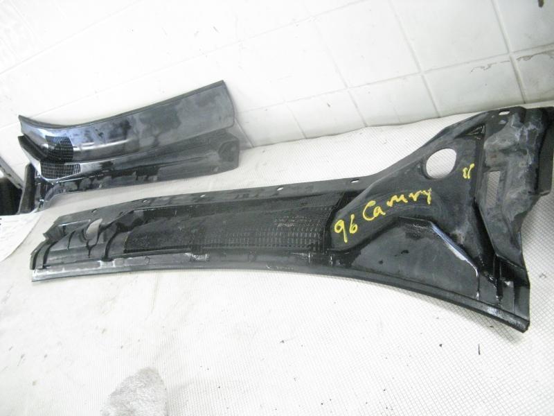 92 93 94 95 96 toyota camry windshield cowl panel