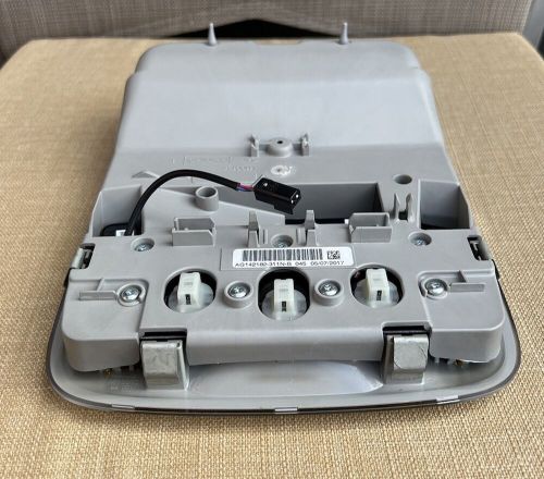 HOLDEN 2013-2017 VF SSV REDLINE-CALAIS GM INTERIOR ROOF LIGHT SUNGLASSES HOLDER!, AU $99.99, image 4