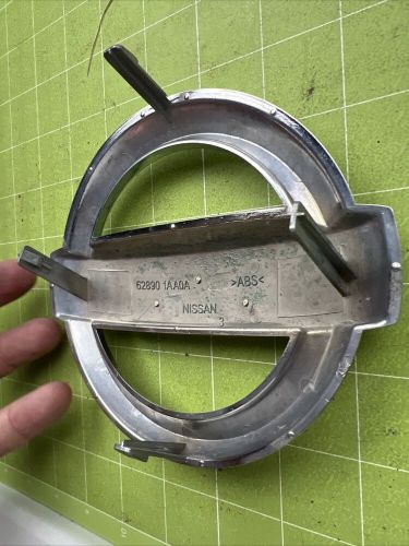 OEM 09 10 11 12 13 14 NISSAN MURANO GRILLE EMBLEM BADGE FACTORY 62890-1AA0A. U10, US $24.99, image 2
