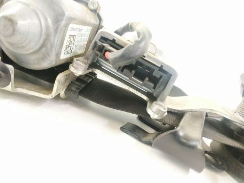 Mercedes-benz c-class w204 seat belt front right a 2048606885