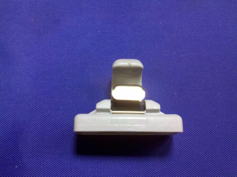 96-01 AUDI A4 Sunvisor Sun Visor Clip Gray, US $7.99, image 3