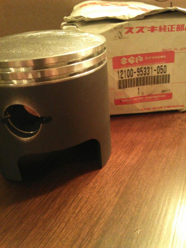 Suzuki marine outboard piston oversized .50mm  new 12100-95331-051