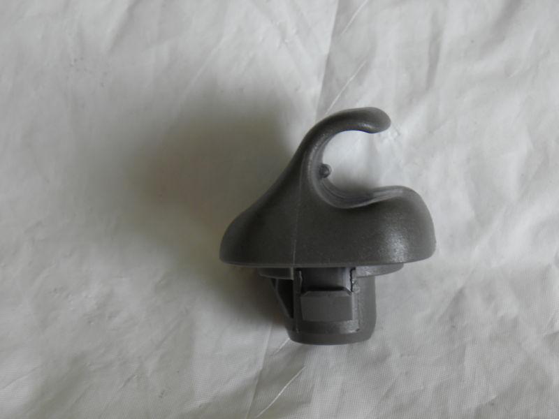 Purchase HONDA CIVIC SUN VISOR CLIP in Fort Lauderdale, Florida, US