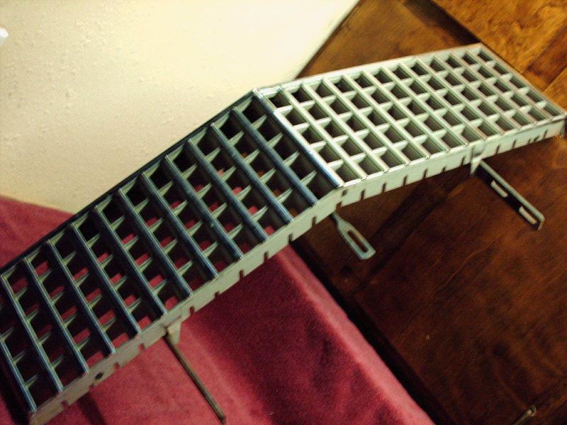 <><>  1975 cadillac el dorado grill with upright support brackets  <><>