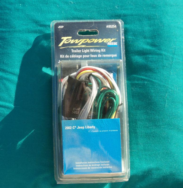 Reese towpower 85254 trailer connector kit for jeep liberty 2002-2007