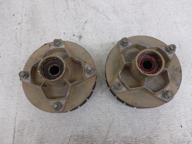 2000 polaris trail blazer 250 front wheel hubs and rotors