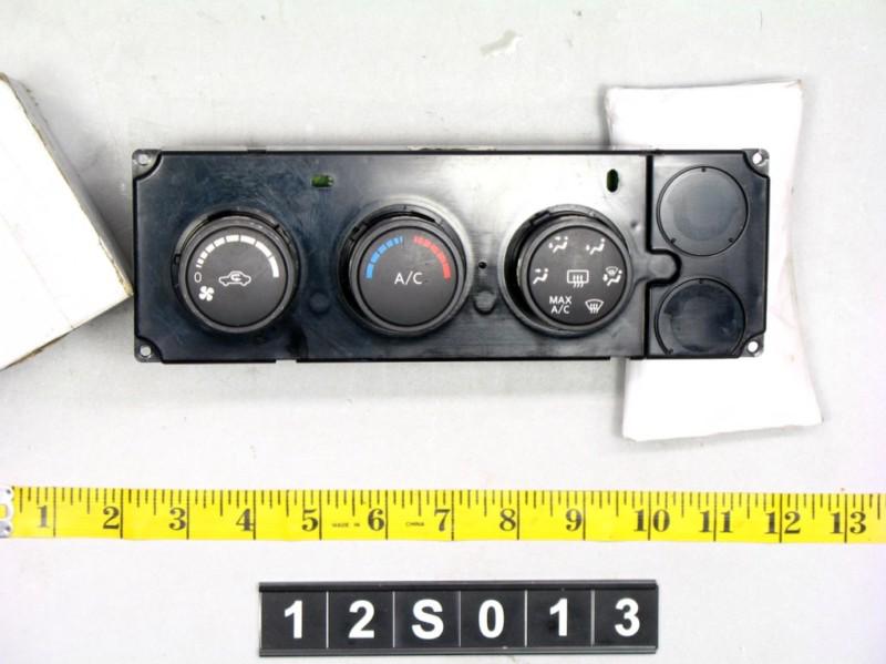 07 titan temperature climate control ac heat unit panel switch 12s013
