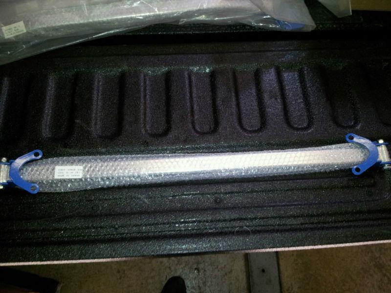 Honda civic ef/eg/ek('88-2000)& integra('90-2001) rear strut brace in blue