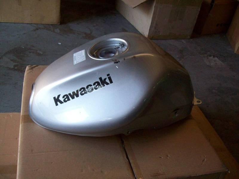 Kawasaki ex650 gas tank fuel tank 12123, US $200.00, image 2