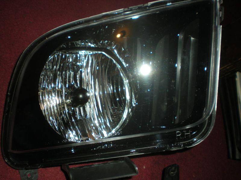NEW ORIGINAL 2005 2006 FORD MUSTANG FACTORY HEADLIGHTS LEFT RIGHT PAIR NEW OEM, US $124.99, image 3