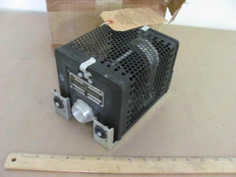 Wwii us navy aircraft bendix voltage regulator control box - nos!