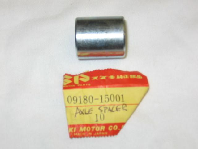 Suzuki nos gs400 t500 t305 t250 t350 front axle spacer