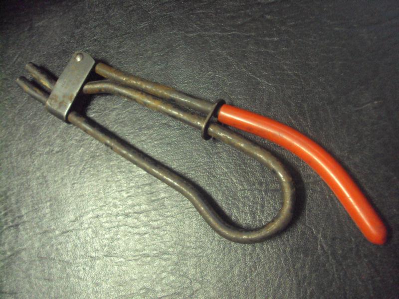 Matco HCP750 Pinch Pliers for Fuel Line, Brake Line, Vacuum Hoses etc. Approx 8