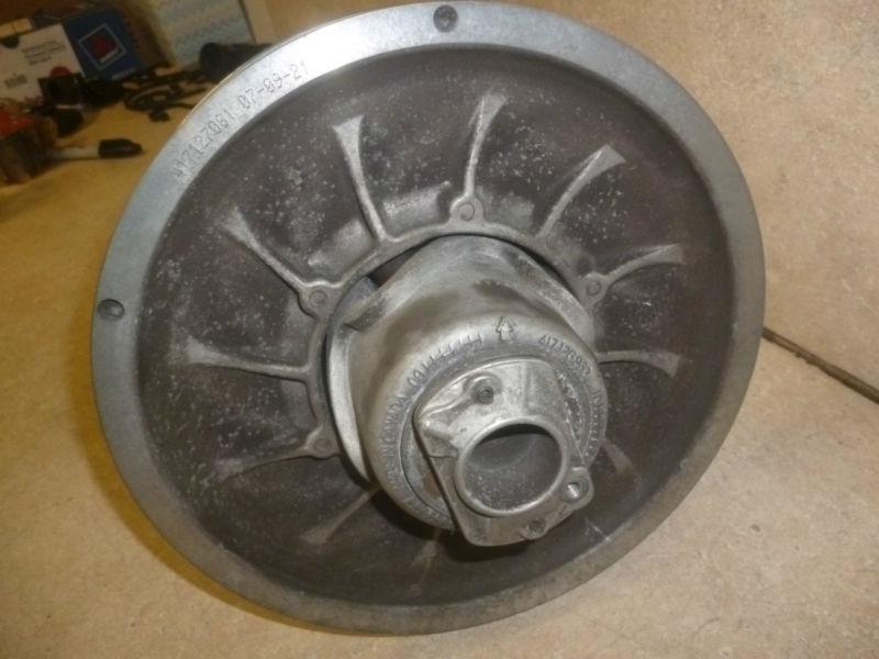 08 SKI DOO SUMMIT X XP 800R SECONDARY CLUTCH DRIVEN OEM 800 600 MXZ REV 09 #0120, US $239.99, image 2