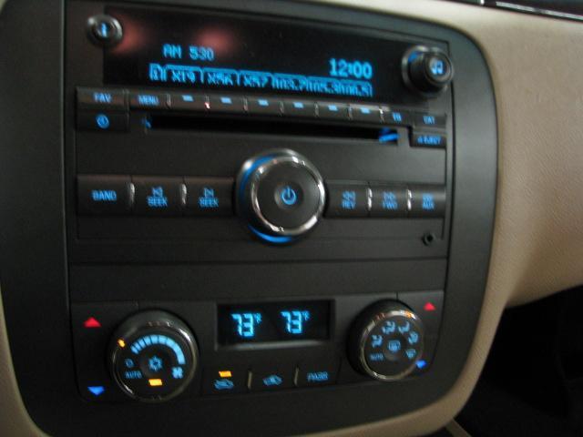 Buick lucerne a/v equipment am-fm-cd-mp3 (opt us8) 09 10