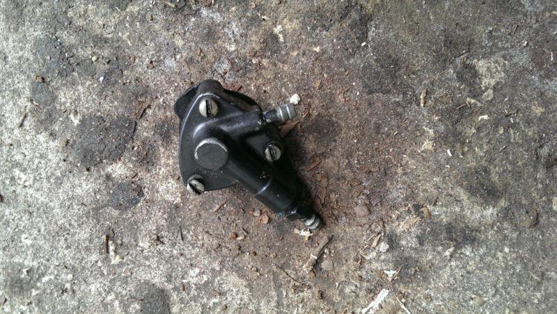 1995 gamefisher 5hp fuel pump assembly 6389