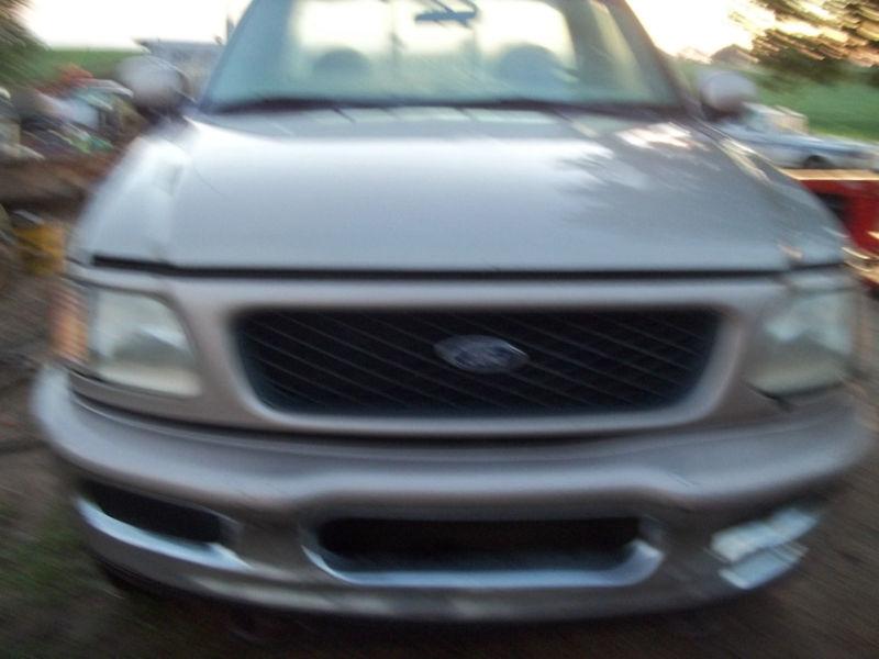 1998 Ford 4x4 pickup F-250 5.4 engine in MI, US $950.00, image 3