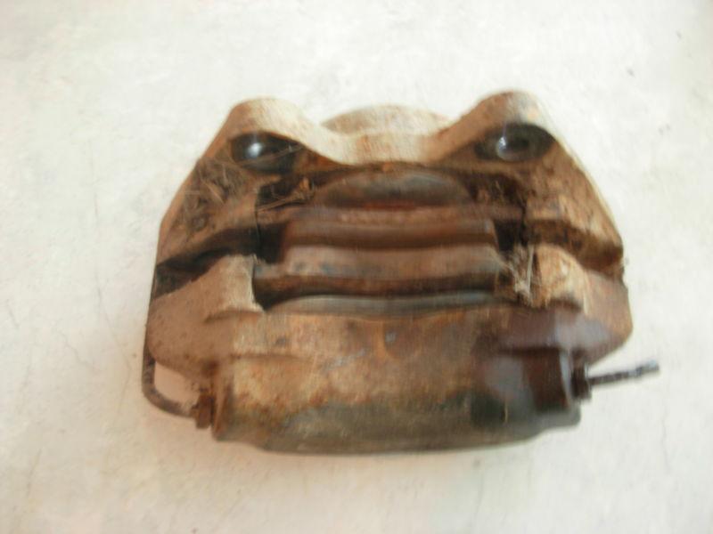 VOLVO 122 122S AMAZON B18 PAIR OF LOADED CALIPERS RARE OEM 1964 P1200 , US $49.99, image 3