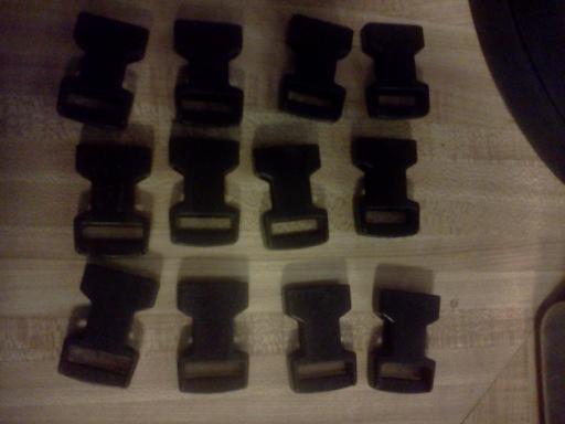1" release buckle 25 pc pack female fastex sr1  20 packs  available