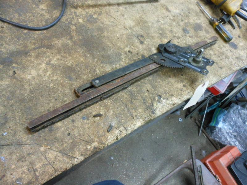 1934 Packard standard 8 lr door window regulator with glass bracket, US $35.00, image 2