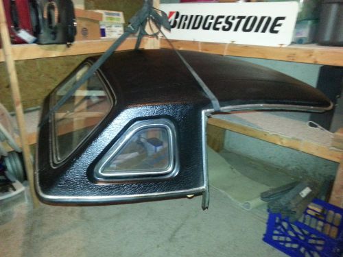 Triumph tr-6 hardtop -aftermarket