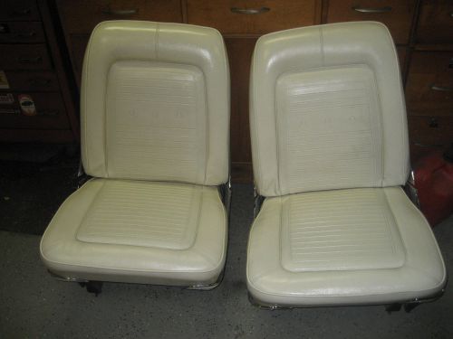 1966 plymouth barracuda bucket seats