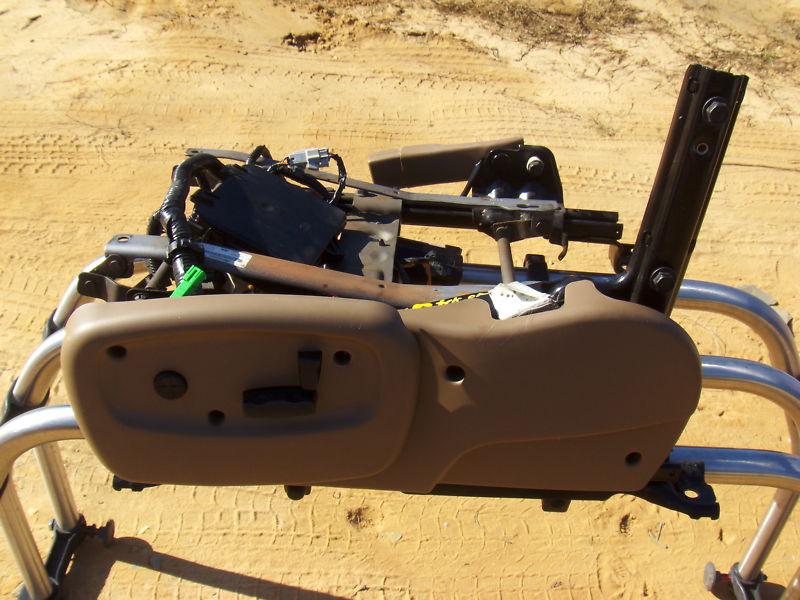 2002 to 2008 chevy trailblazer gmc envoy driver/left power seat track complete.