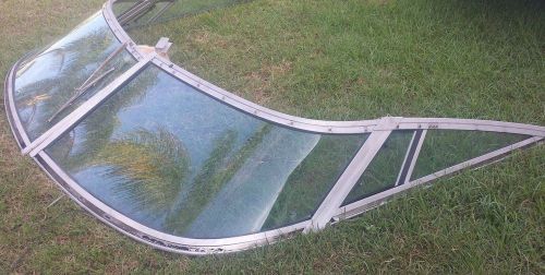 Taylor made regal 276  port side &amp; port front 276 windshield 1993