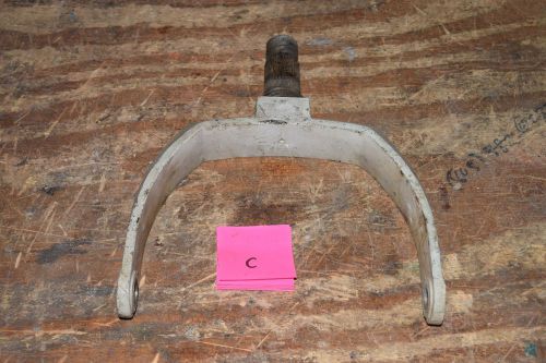 Volvo penta 270 275 280 steering yoke / fork 839441 1 1/2 inch splined shaft