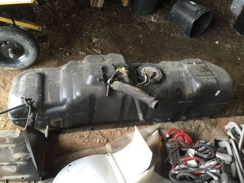 Buy Oem 38 Gallon Super Duty Ford F350 F250 Fuel Tank Used Midship In