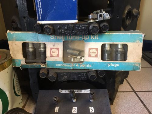 Shell tune up kit (containing spark plugs, condensors and points)