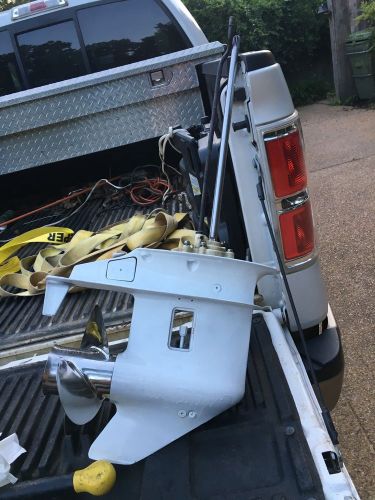 2005 25 hp johnson lower unit and prop