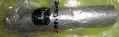 John deere gator wheel spindle king pin m120172 2530-01-591-3977