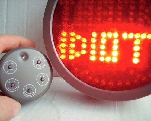 Text &amp; drive led road rage driver messaging with wireless remote (from europe)