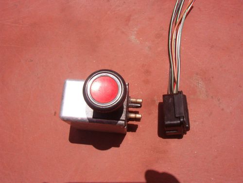 Mercedes hazard flasher warning switch bosch 0335240002 0 335 240 002 used n/r