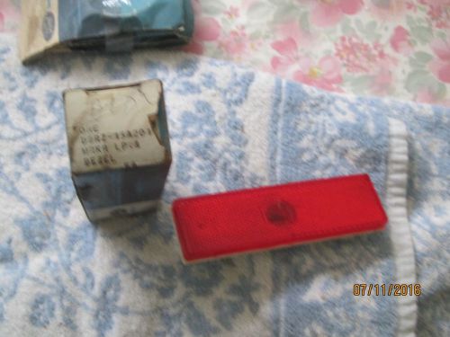 Nos 1978-1979 ford fiesta rear side marker lamp-part number d8rz-15a201-a