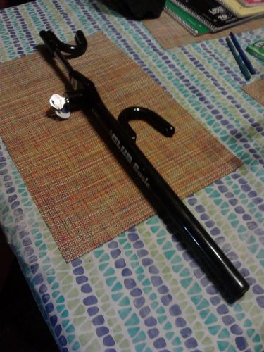 &#034;the club&#034; basic, steering wheel lock with 2 keys.