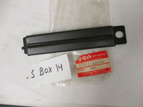 Nos suzuki gsx-r1100 rear seat support plate 45271-40c00