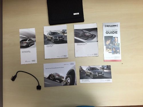 Audi q5 2011 owners manual books  with case and navigation / free shipping