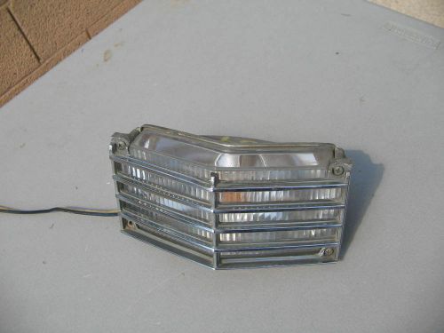 1964 cadillac turn signal guide park assembly lh   worldwide shipping