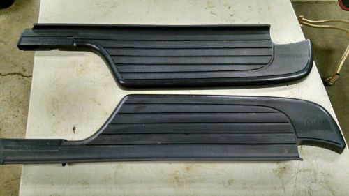 95-99 toyota tacoma rear bumper plastic step pads