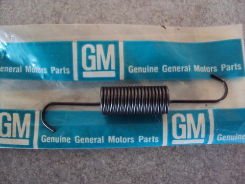 Gm nos chevrolet chevy clutch fork push rod retaining anti rattle spring