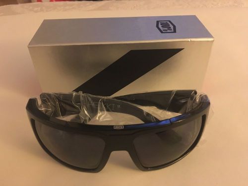 100% heikki sunglasses  black/red- silver mirror