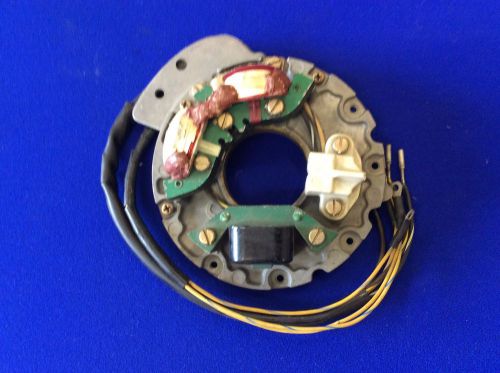 0582346  complete magneto plate assy incs o582020 o582023 35hp evinrude johnson