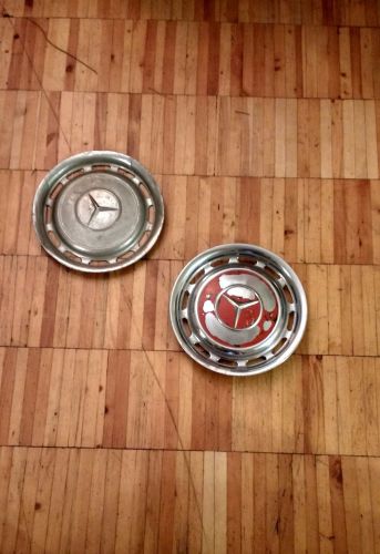 Mercedes w123 hubcap, wheel cover set of 2. 14&#034; 14 inches.